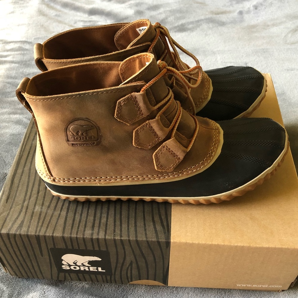 Sorel Out n about boots